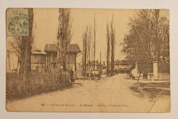 64 - LE BOUCAU - Passage A Niveau Du Port - Animée - Cpa - Pyrénées Atlantique - Boucau