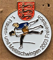 LUTTE SUISSE - 1, FRAUEN UND MEITLISCHWINGEN 2003 - 1er TOURNOI FEMININ - FREIENBACH - SCHWEIZ - SWITZERLAND -   (27) - Worstelen