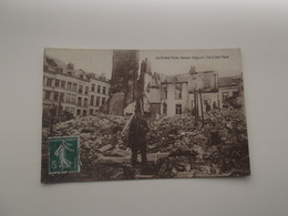 NAMUR: La Grand Place - Ruines - Guerre 1914-18
