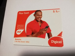 BONAIRE  $ 5,-   DIGICEL FLEXCARD  MAN ON CELPHONE  09/12/2013     ** 6051** - Antille (Olandesi)