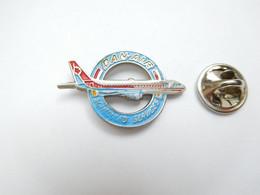 Beau Pin's Pins  , Aviation , Avion , Compagnie Dan-Air , London , Royaume Uni - Avions