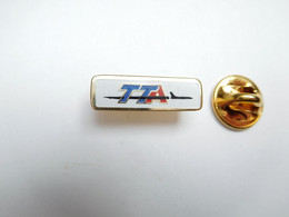 Beau Pin's Pins , Aviation , Avion , TTA - Avions