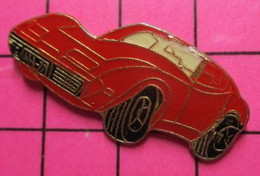 1217 Pin's Pins / Beau Et Rare / THEME : AUTOMOBILES / CHEVROLET CORVETTE ROUGE - Corvette