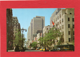 NEW YORK CITY  THE FAMOUS FIFH  CPM Année 1970 Voitures D'époque - Time Square
