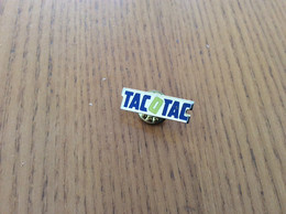 Pin's "TACOTAC" (O Plein Jaune) - Jeux