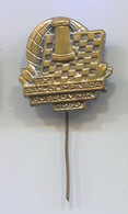 CHESS / AJEDREZ / SCHACH - Olympiade Dubrovnik Croatia 1950. Vintage Pin, Badge Abzeichen, Silvered - Jeux