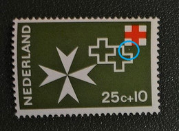 Nederland - MAST - 892 PM - 1967 - Plaatfout - Postfris - Witte Stip Bij Groen En Rode Kruis - Variétés Et Curiosités