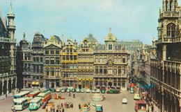 BELGIQUE - BRUXELLES - Un Coin De La Grand'Place - CPSM Couleur - Non Voyagée - Ed. J.C. - SUP - Marktpleinen, Pleinen