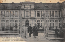 CPA 93 HOPITAL MILITAIRE DE MAISON BLANCHE AVANT REMISE DES DECORATIONS AUX MUTILES PAR LE GENERAL PENAUD - Andere & Zonder Classificatie