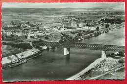 1  -  LE MANOIR  -  En Avion Au Dessus De ...  -  Vue Générale  -  Le Pont Du Chemin De Fer Sur La Seine  -  Eure  -  27 - Le Manoir