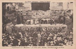 CPA 84  LA TOUR D'AIGUES THEATRE DU CHATEAU REPRESENTATION MIREILLE 1926  UN PERE - La Tour D'Aigues