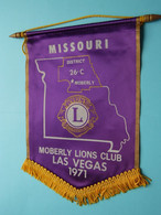MISSOURI - District 26-C * Moberly LAS VEGAS 1971 > LIONS International ( Ancien / Old > FANION > Wimpel > Pennant ) - Autres & Non Classés