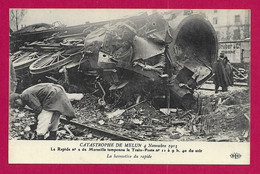 CPA Melun - Catastrophe Ferroviaire De Novembre 1913 - La Locomotive Du Rapide - Melun