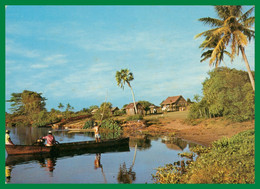 MADAGASCAR - Côté Est - Canal De Pangalana - Pirogue - Animée - Edit. OPTICAM - Madagascar
