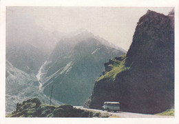 Georgia Russia Caucasus Mountains - Georgian Military Road - One Of The Many Curves Old Bus - Printed 1957 - Georgia