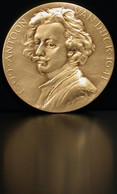 Médaille De Table En Laiton - Finition: Bronze Patiné - Antoon Van Dijck (Ø70mm) - Création : Alphonse Mauquoy (Bel) - Autres & Non Classés