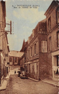 DOUDEVILLE - Rue De L'Hôtel De Ville - Offranville