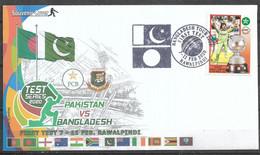 PAKISTAN SPECIAL SOUVENIR COVER ON CRICKET - Pakistan