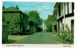 Ref 1493 - Unused Postcard - Church Street Wargrave - Berkshire - Altri & Non Classificati