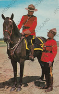 CARTOLINA  CANADA,TWO MEMBERS OF THE WORD FAMOUS,ROYAL CANADIAN MOUNTED POLICE,NON VIAGGIATA - Cartes Modernes