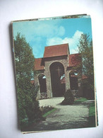 Delcampe - Nederland Holland Pays Bas Dokkum Met Kapel Bonifatius In Een Park - Dokkum
