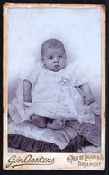 VIEILLE PHOTO CDV  - BEBE - DENTELLES - BABY - PHOTO LINSKENS TIRLEMONT - TIENEN - Antiche (ante 1900)