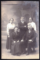 VIEILLE PHOTO MONTEE SURREALISME - FAMILLE - PARENTS ET ENFANTS - MODE - FORMAT CPA PHOTO SURA PARIS - Anciennes (Av. 1900)