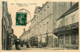 Poligny * La Grande Rue * L'hôtel De Ville * Débit De Tabac Tabacs * Attelage - Poligny