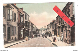 Meneage Street Helston Postcard Cornwall - Andere & Zonder Classificatie