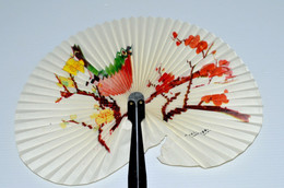 ANCIEN EVENTAIL PAPIER PLIABLE République De CHINE Collection Réf 23061611-84 Collection Déco Vitrine - Fans