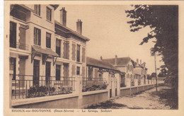 79. BRIOUX SUR BOUTONNE.CPA SEPIA. LE GROUPE SCOLAIRE - Brioux Sur Boutonne