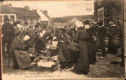 13 Moeurs Et Types Bretons Scène De Marché En Bretagne Gourin - Gourin