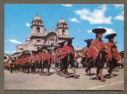 PERU  - CUSCO. - Desfile De Alcaldes Indigenas. Indian Mayors - Indios - Peru