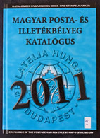 Magyar Posta- és Illetékbélyeg Katalógus 2011, Bővített Kiadás, Jó állapotban - Otros & Sin Clasificación