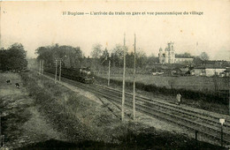 Buglose * L'arrivée Du Train En Gare Et Vue Panoramique Du Village * Ligne Chemin De Fer - Altri & Non Classificati