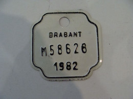 Plaque De Vélo / Moto -Taxe - Brabant - 1982 - Belgium - (EH) - Number Plates