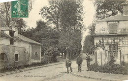 BUC Porte Du Cerf Volant - Buc
