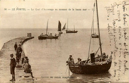 Le Portel * Le Quai D'accostage Au Moment De La Haute Mer * Bateaux - Le Portel