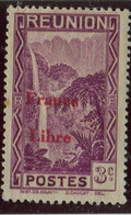 REUNION ( POSTE ) : Y&T  N°  220  TIMBRE  NEUF  AVEC  TRACE  DE  CHARNIERE . A  SAISIR . - Unused Stamps