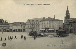 CARMAUX Place Gambetta Roulotte Animée RV - Carmaux