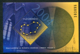 HUNGARY 2004 Entry Into EU Block MNH / **.  Michel Block 290 - Unused Stamps