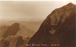 SNOWDON SUMMIT, GWYNEDD, WALES. UNUSED POSTCARD Pv9 - Caernarvonshire