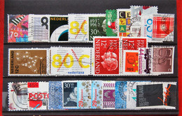 Nederland Pays Bas - Small Batch Of 30 Stamps Used XXIV - Colecciones Completas