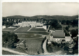 CPSM 19 - EGLETONS - Lycée Technique - Les Ateliers - Stade - Peu Commune - Egletons