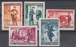 Yugoslavia Kingdom 1940 Mi#408-412 Mint Hinged - Nuovi