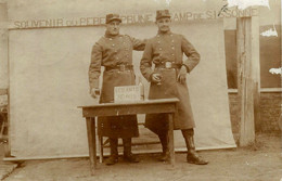 Sissonne * Carte Photo Militaire * Souvenir Du Père .. Prune * Camp * 45ème Régiment * Militaria - Sissonne