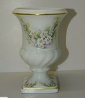 JOLI PETITE VASQUE JARDINIERE VASE PORCELAINE De LIMOGES XXe Rehauts émail Déco Collection Vitrine - Limoges (FRA)