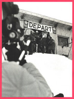 Grande Photo 34,3 X 26 Cm - JEAN CLAUDE KILLY - JO De Grenoble - Février 1968 - Ski Départ De La Déscente - CIO - Otros & Sin Clasificación