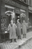 Cordonnerie Du Coq D' Or Bourges Fabrique Chaussures . Reproduction Tirage Limité 500 EX.  Shoemaker - Mercanti