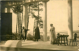 St Dié * Carte Photo Photographe Georges HUSS * Scène De Pièce De Théâtre * Artistes Spectacle En Plein Air - Saint Die